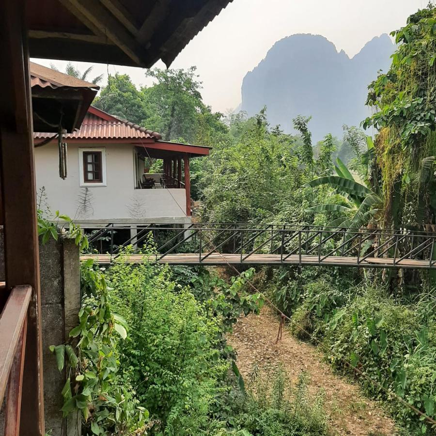 Maylyn Guesthouse Vang Vieng Dış mekan fotoğraf