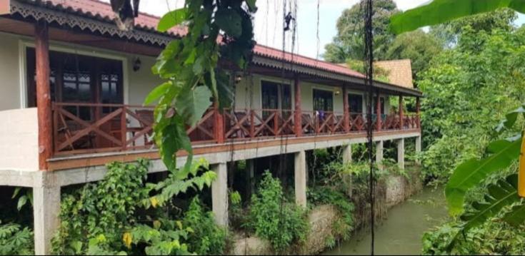 Maylyn Guesthouse Vang Vieng Dış mekan fotoğraf
