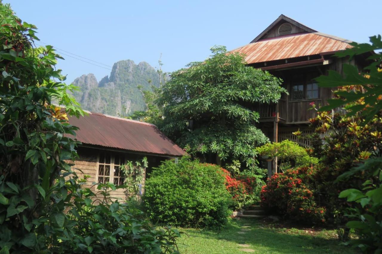 Maylyn Guesthouse Vang Vieng Dış mekan fotoğraf